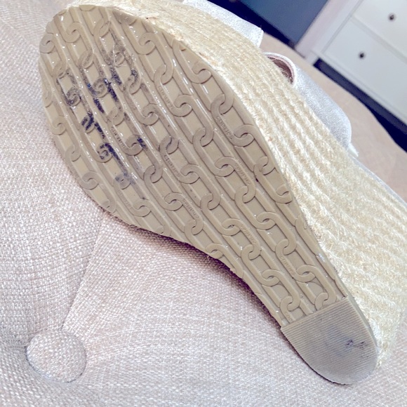 Dupe of Jimmy Choo gold/rose gold wedges - Picture 6 of 8